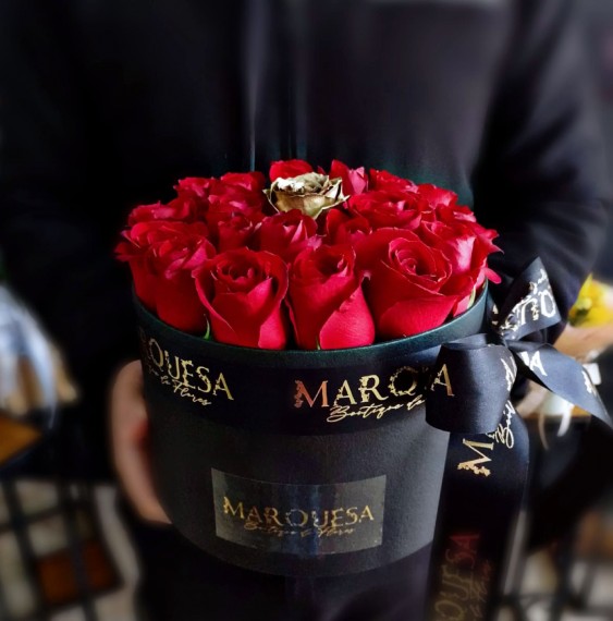 THE ONLY ONE - Rosa Importada <3